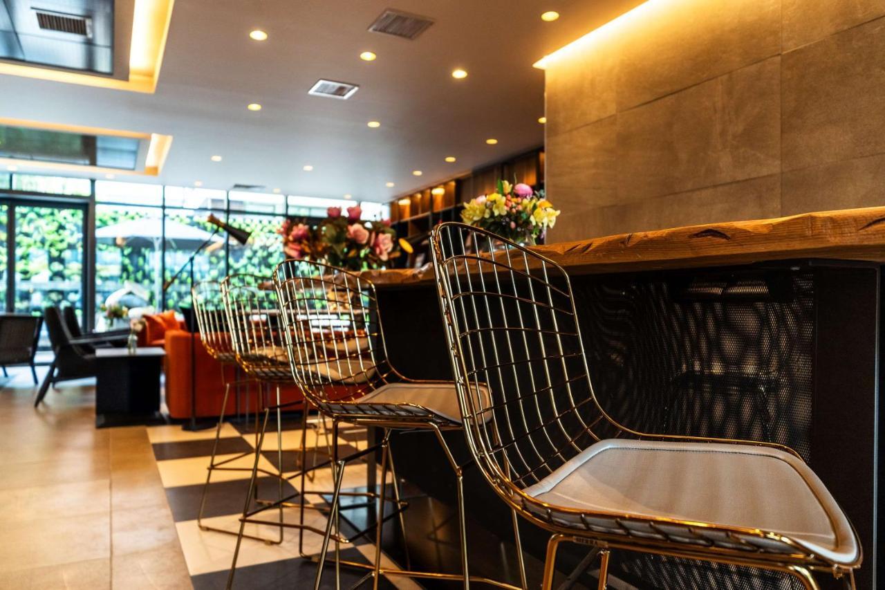 Hyatt Centric Las Condes Santiago Exterior photo